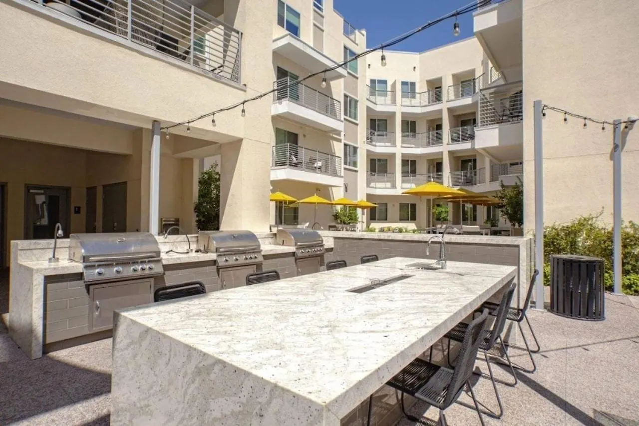 Cozysuites Paradise Under The Palm Trees! 12 Phoenix